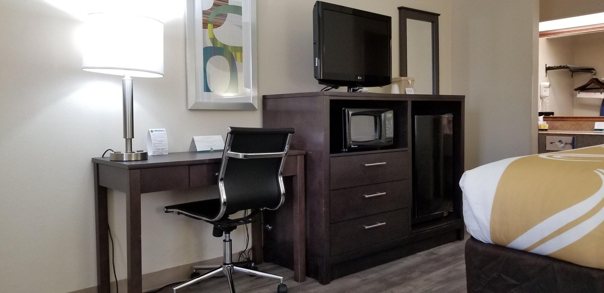 Quality Inn Pelham I-65 Exit 246 Екстер'єр фото