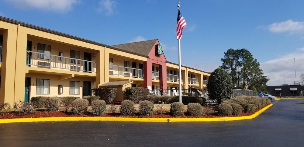 Quality Inn Pelham I-65 Exit 246 Екстер'єр фото