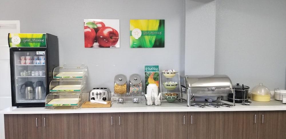 Quality Inn Pelham I-65 Exit 246 Екстер'єр фото