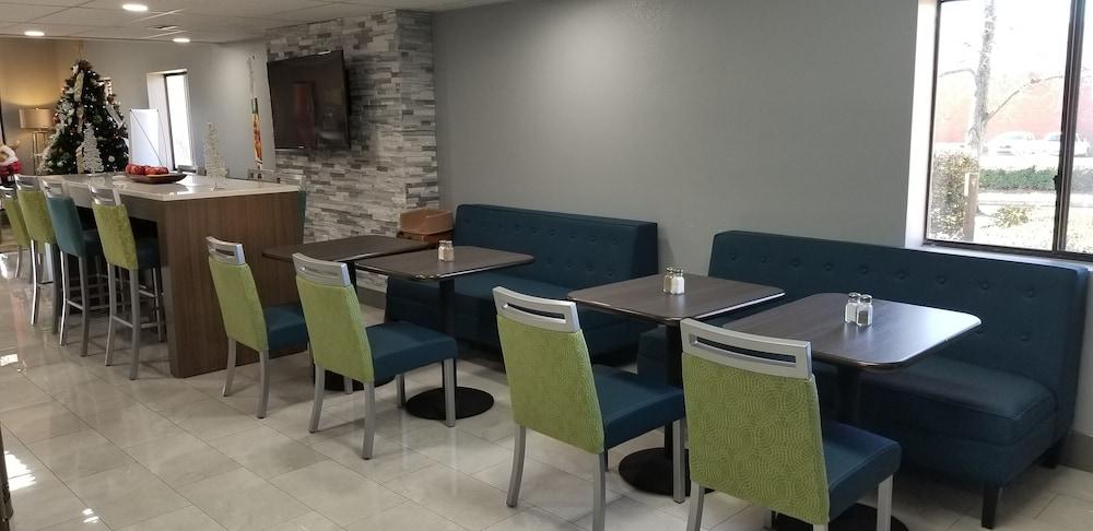 Quality Inn Pelham I-65 Exit 246 Екстер'єр фото