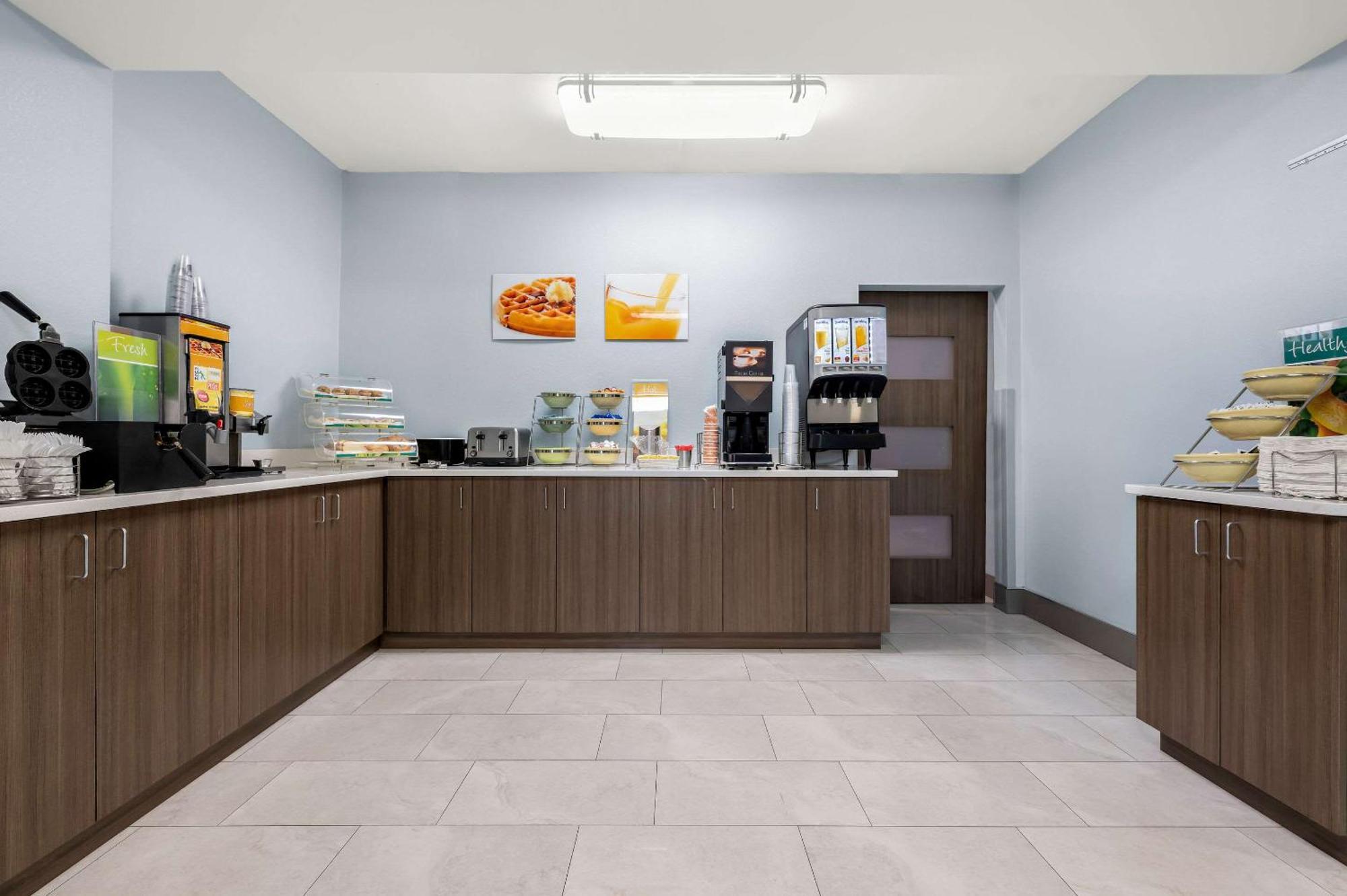 Quality Inn Pelham I-65 Exit 246 Екстер'єр фото