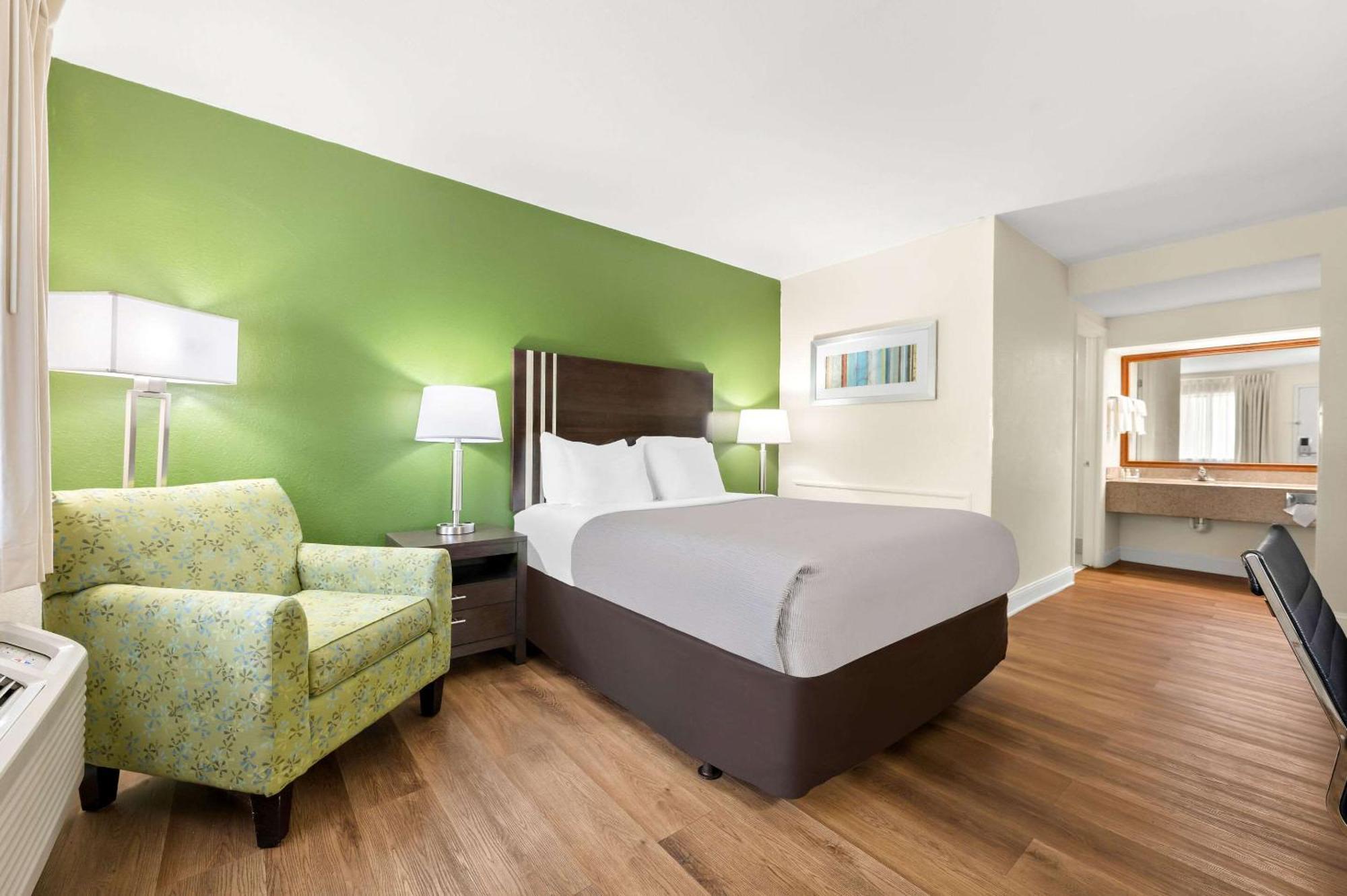 Quality Inn Pelham I-65 Exit 246 Екстер'єр фото