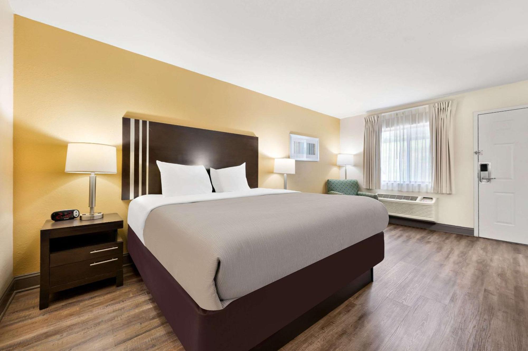 Quality Inn Pelham I-65 Exit 246 Екстер'єр фото