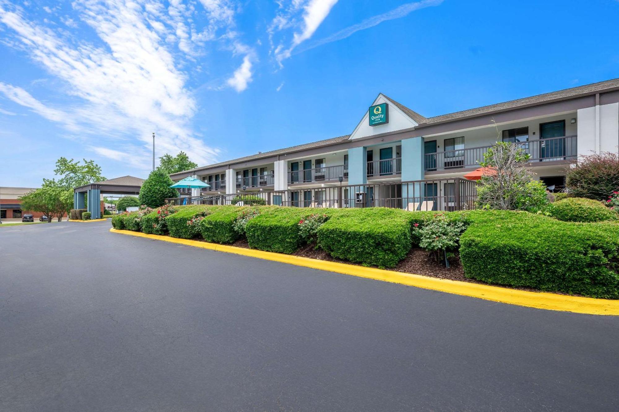Quality Inn Pelham I-65 Exit 246 Екстер'єр фото