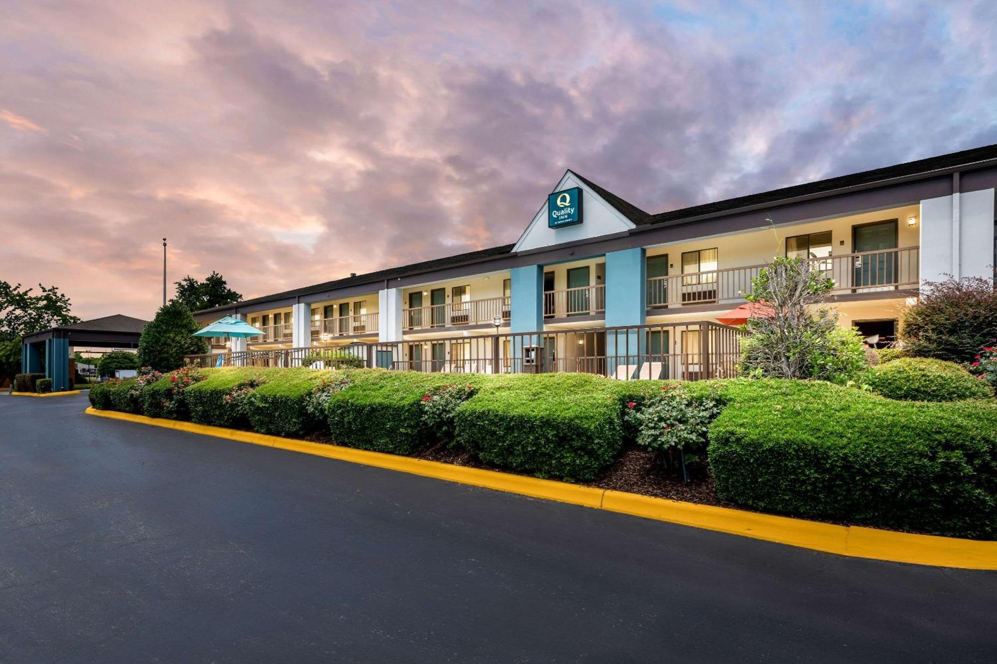 Quality Inn Pelham I-65 Exit 246 Екстер'єр фото